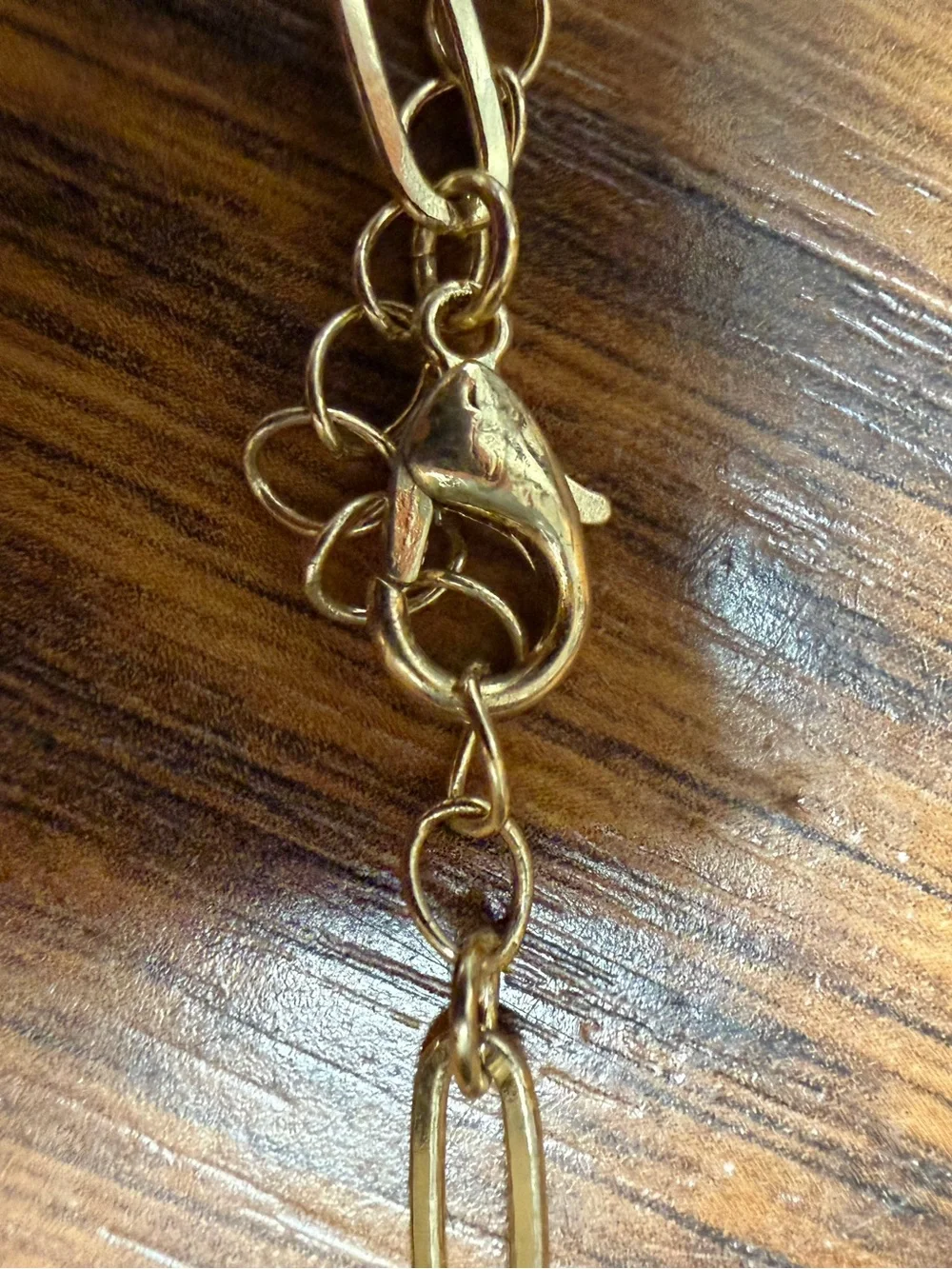 Gold Tone Paperclip Chain Smiley Face Pendant Necklace 17” Happy Face Trendy